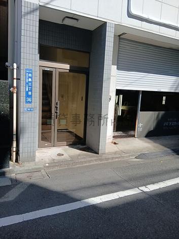 正面玄関