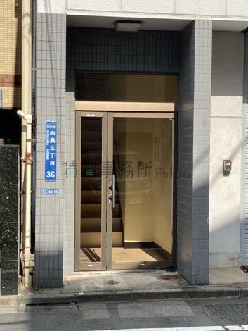 正面玄関