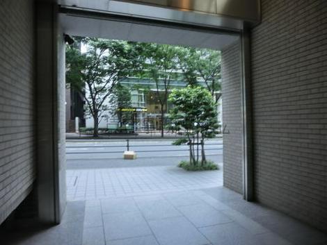 正面玄関