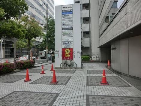 歩道まで十分な敷地があります