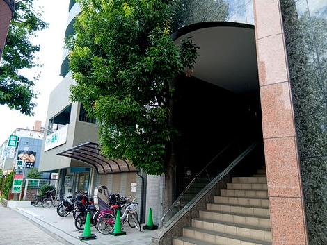 正面玄関