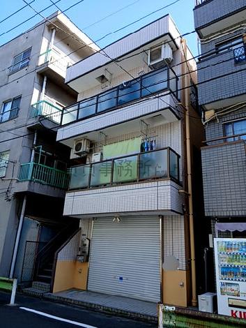 小倉ビルの外観写真