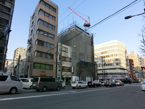 蔵前通り沿いです