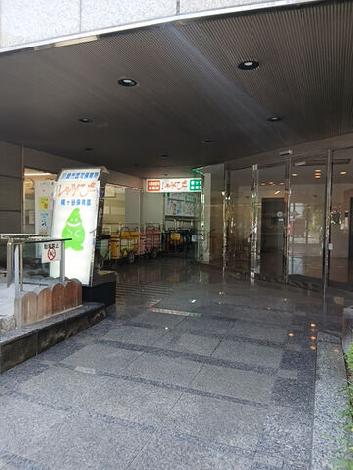 正面玄関