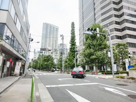 それほど車通りは多くないです