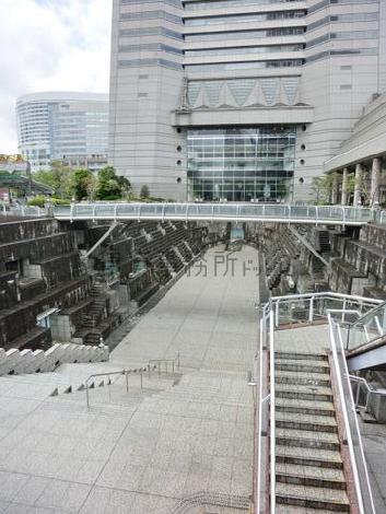 地階レストラン街エリア