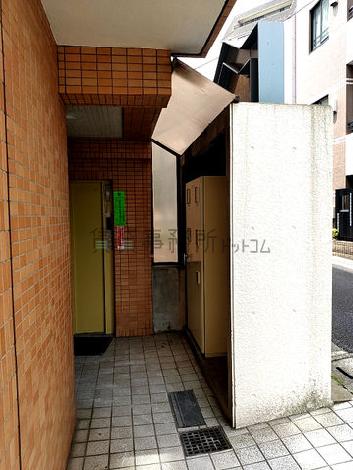 正面玄関