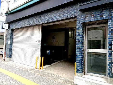 正面玄関