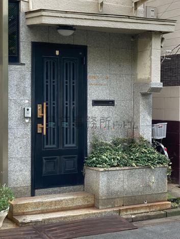 正面玄関