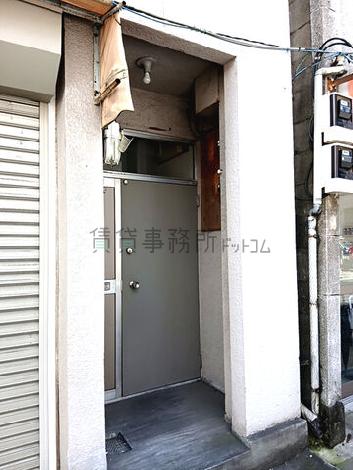 正面玄関