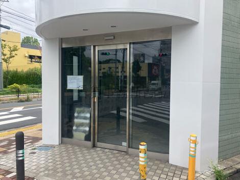 正面玄関