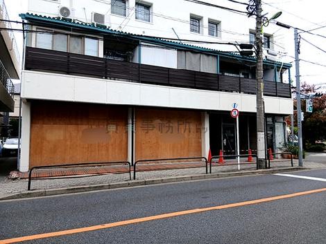 正面玄関
