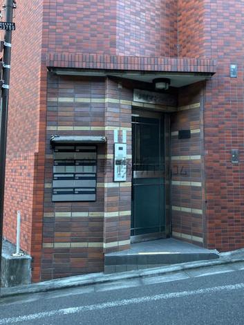 正面玄関