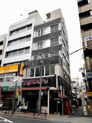 塚本ビルの外観写真
