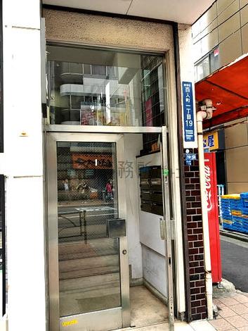 正面玄関