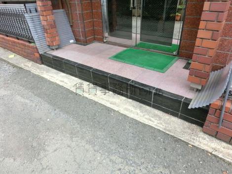 正面玄関