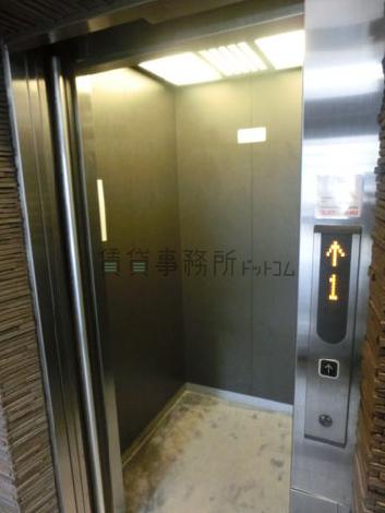 エレベーター