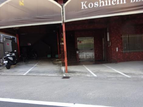 正面玄関