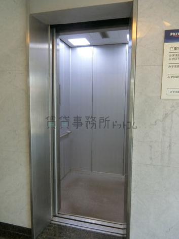 エレベーター