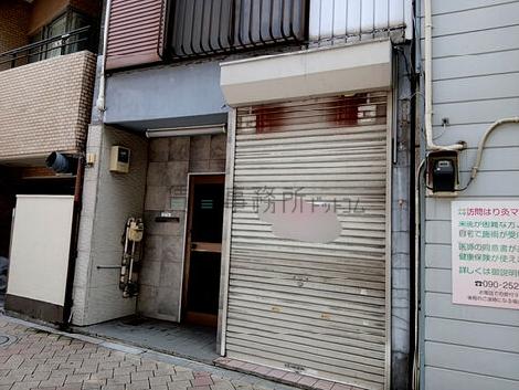 正面玄関