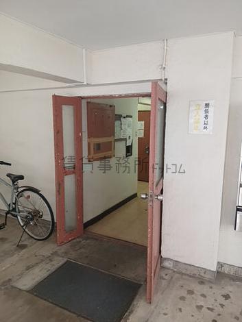 正面玄関