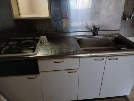 高輪マンションの給湯室