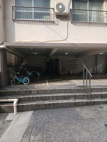 正面玄関
