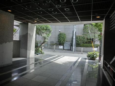 正面玄関