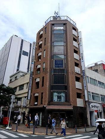 ウエルス関内の外観写真