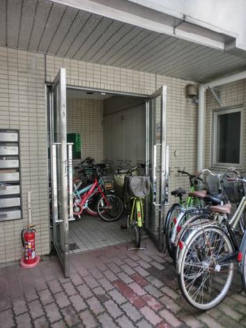 正面玄関