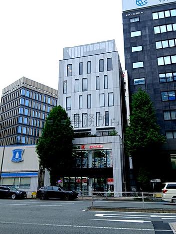 THE HUB 田町の外観写真