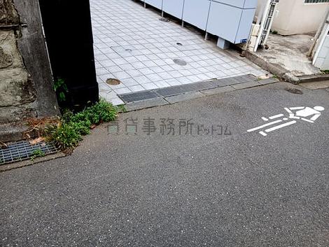 正面玄関
