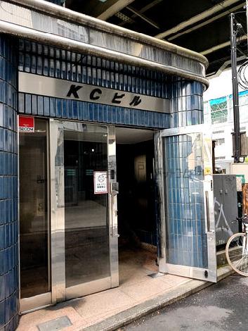 正面玄関