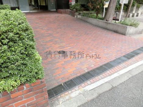 正面玄関