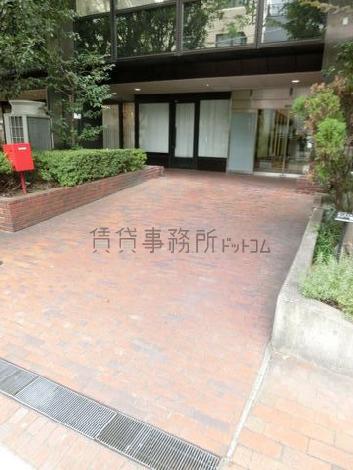正面玄関