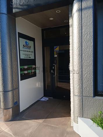 正面玄関