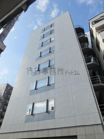 建物側面にもよく日があたります