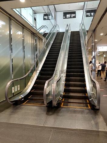 エスカレーター