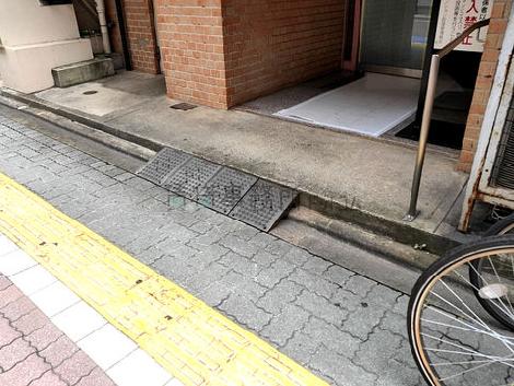 正面玄関