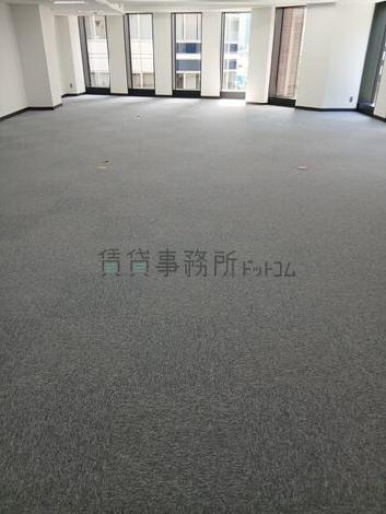 松本銀座ビルの室内