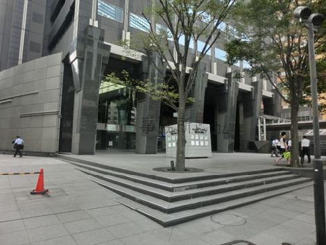エントランス入口付近です