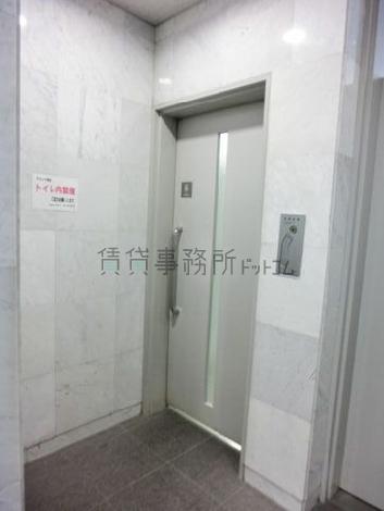 男性用トイレ