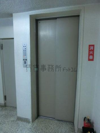 エレベーター