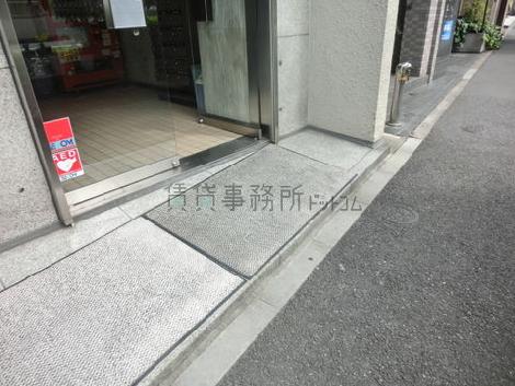 正面玄関