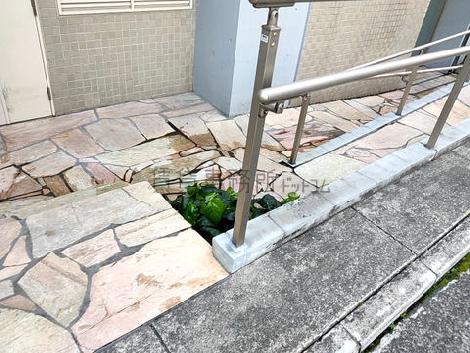 正面玄関