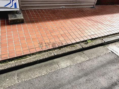 正面玄関