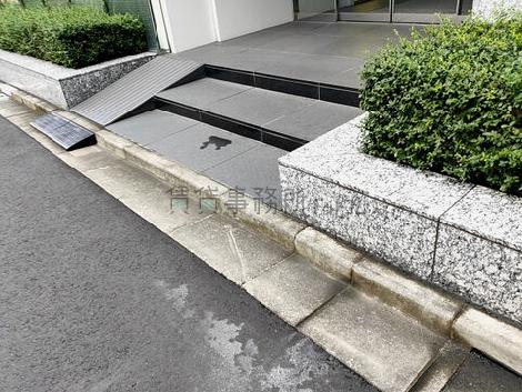 正面玄関