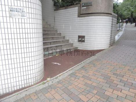 正面玄関