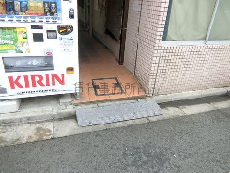正面玄関