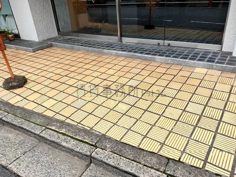 正面玄関